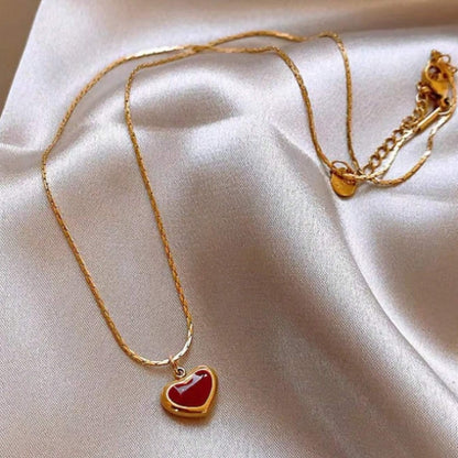 Amor Necklace